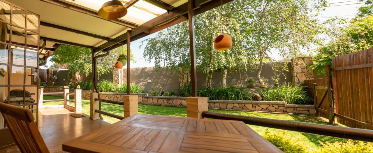 Camdeboo Place Dullstroom Dış mekan fotoğraf
