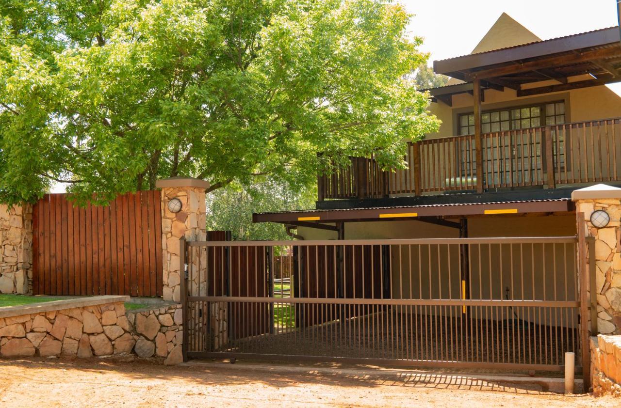 Camdeboo Place Dullstroom Dış mekan fotoğraf